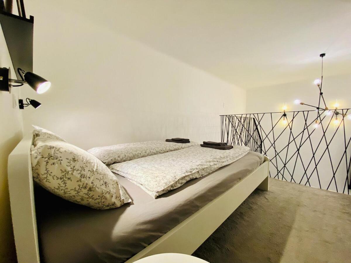 Апартаменты Cozy Downtown 2br Ground Fl - Piano